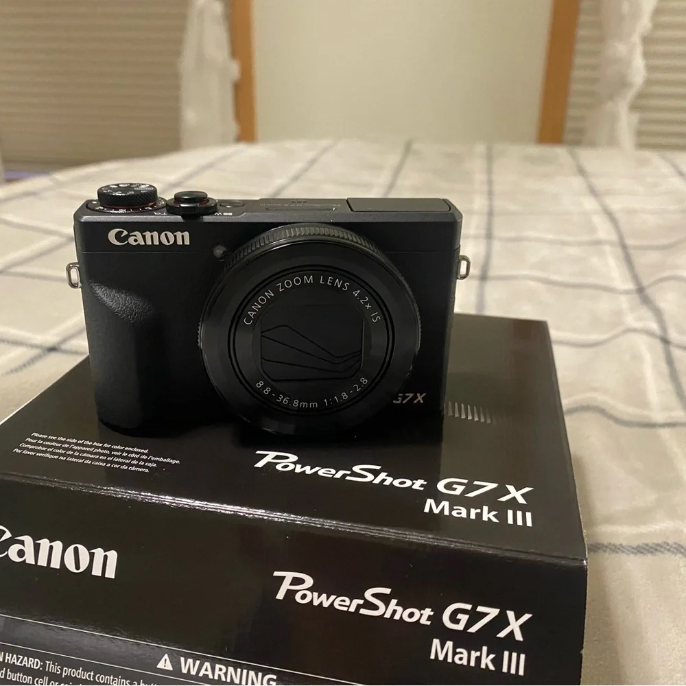 Canon Powershot G7X Mark III Compact Black Camera